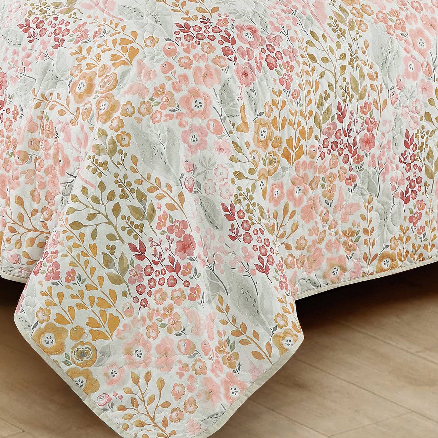 King Size Quilt Set 3-Piece Pink Floral Bedspread Set