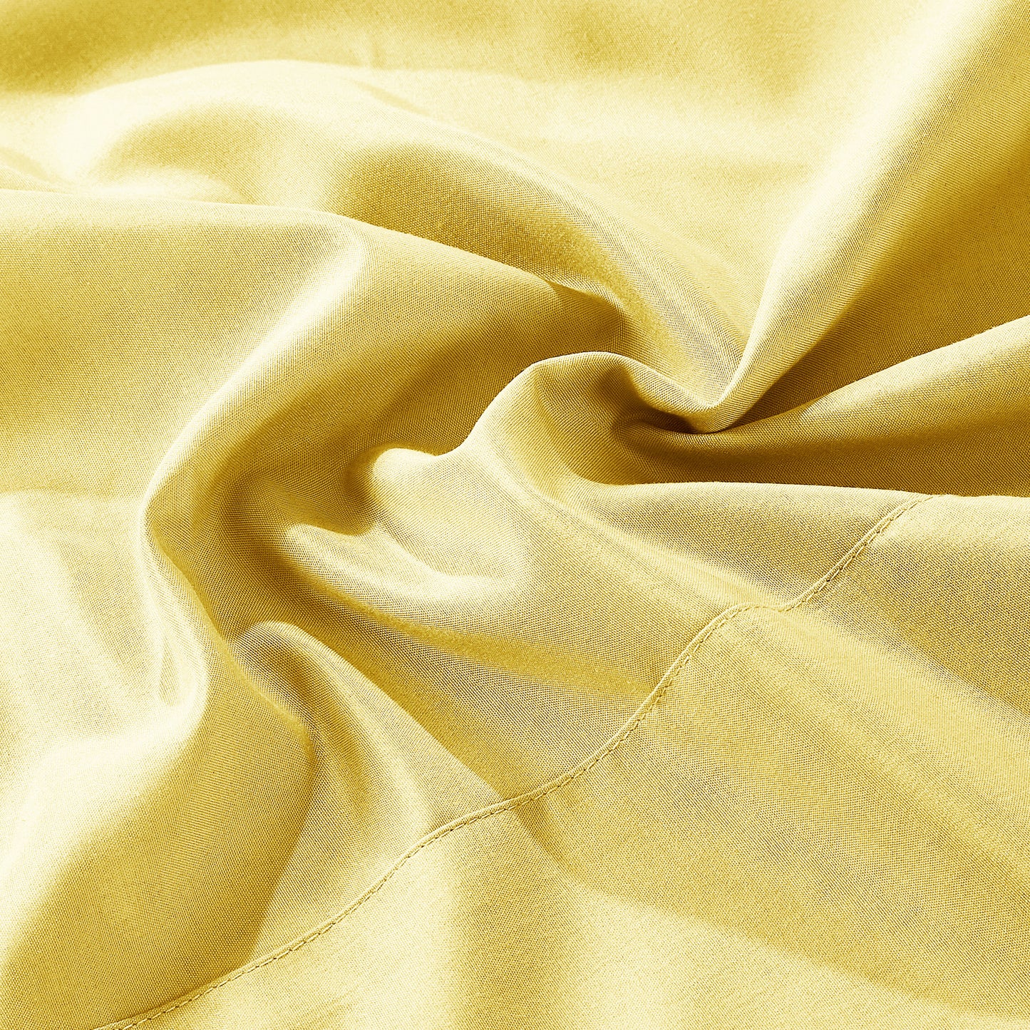 4-Piece Yellow Sheet Set Cal King Size with Flat Sheet, Fitted Sheet, and Pillowcases