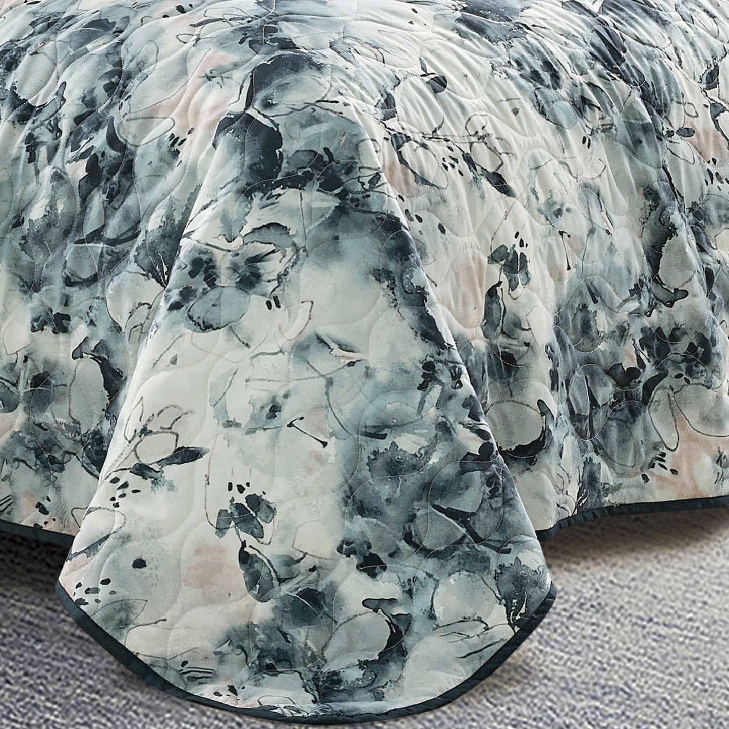 3-Piece Rey Floral Blue Bedspread Set King Size Reversible Quilt