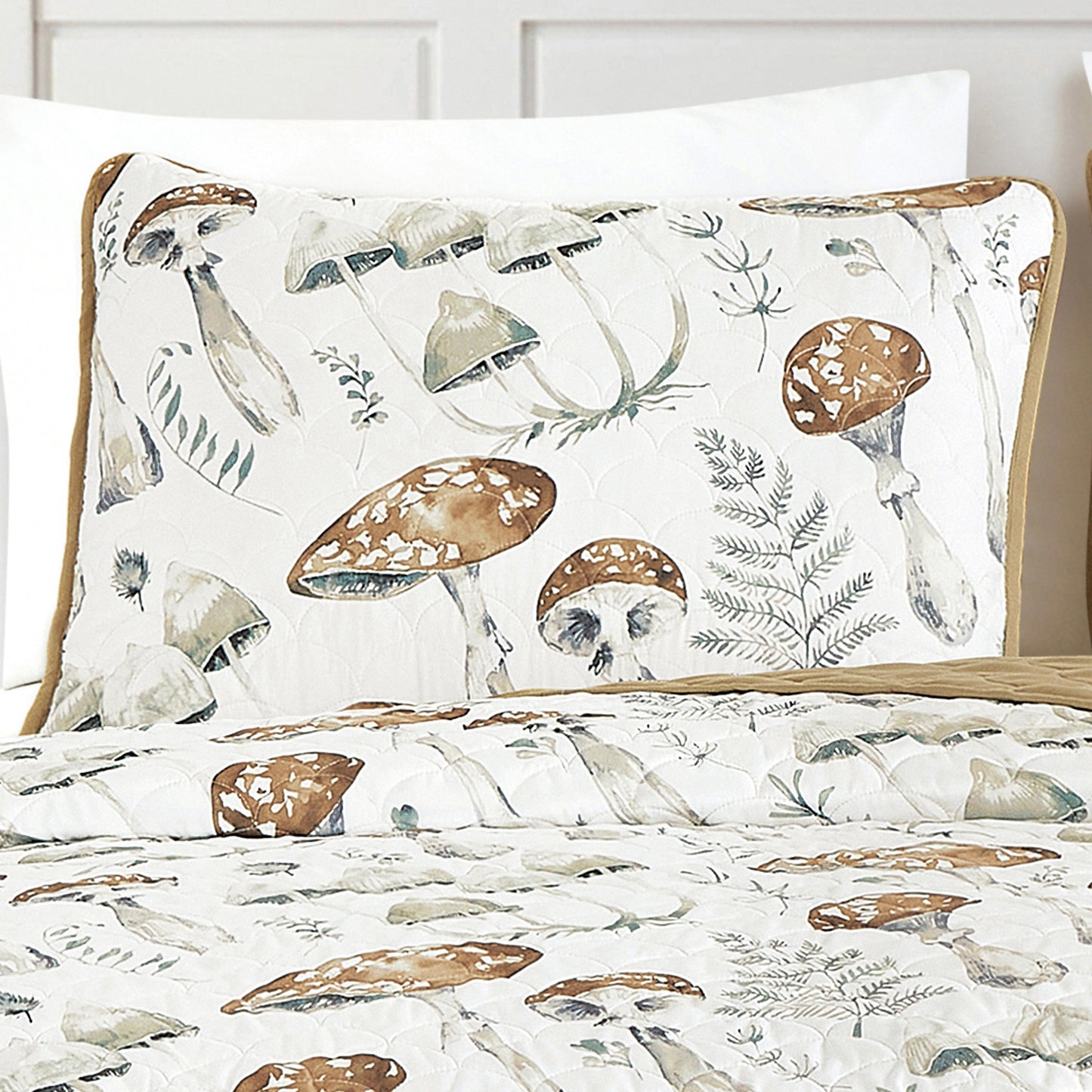 3-Piece Teenie Taupe Mushroom Bedspread Set King Size Reversible Brown Quilt