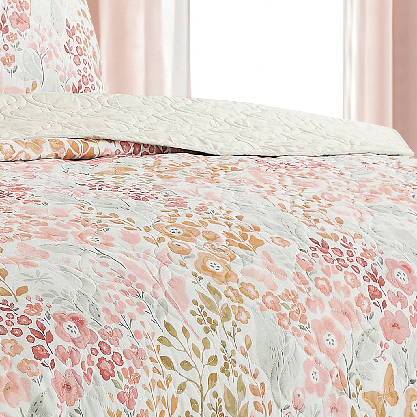 King Size Quilt Set 3-Piece Pink Floral Bedspread Set