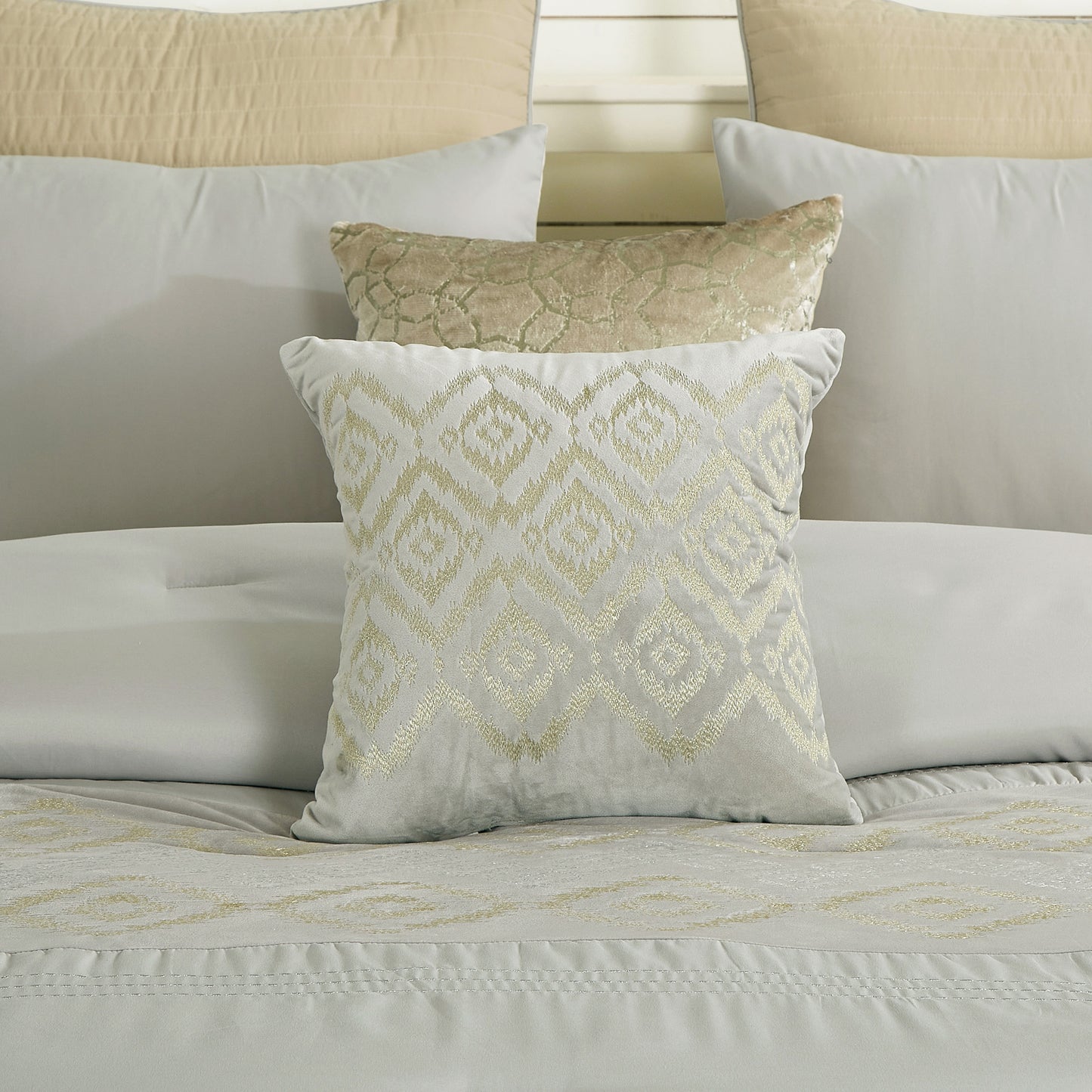 Bed-in-a-Bag 9-pieces Jarina Beige Jacquard Bedding Comforter and Bed Shirt Set - Cal King Size