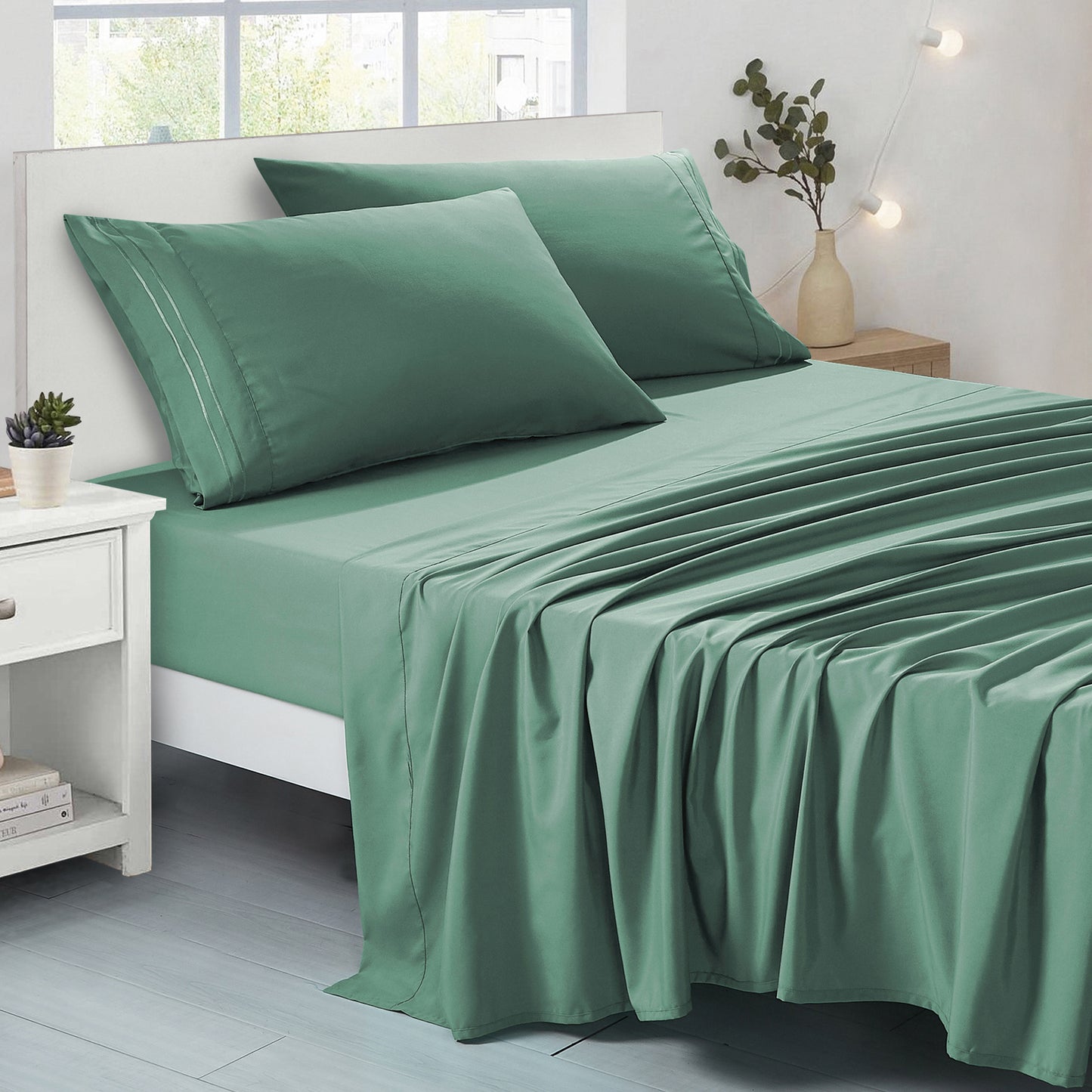 3-Piece Teal Sheet Set Twin Size with Flat Sheet, Fitted Sheet, and Pillowcases