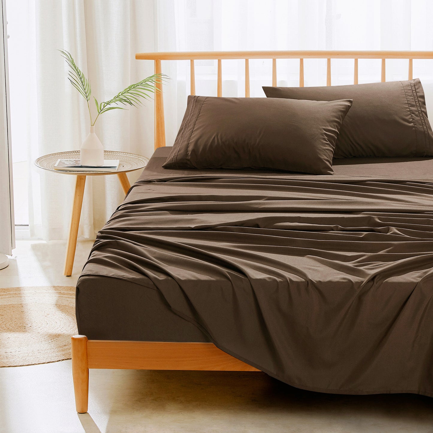 ESCA 3-Piece Brown Sheet Set Twin Size with Flat Sheet, Fitted Sheet, and Pillowcases