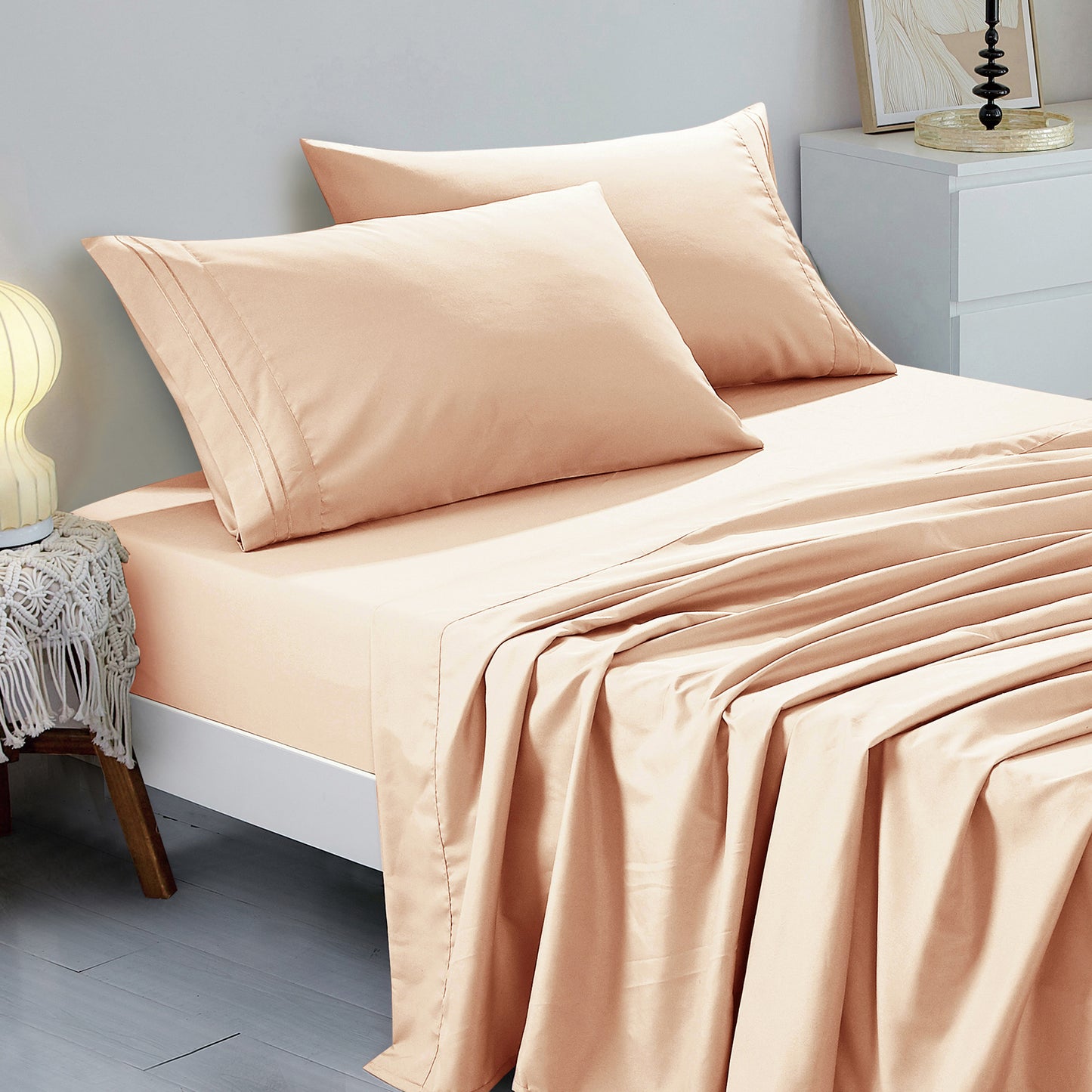 3-Piece Peach Sheet Set Twin Size with Flat Sheet, Fitted Sheet, and Pillowcases