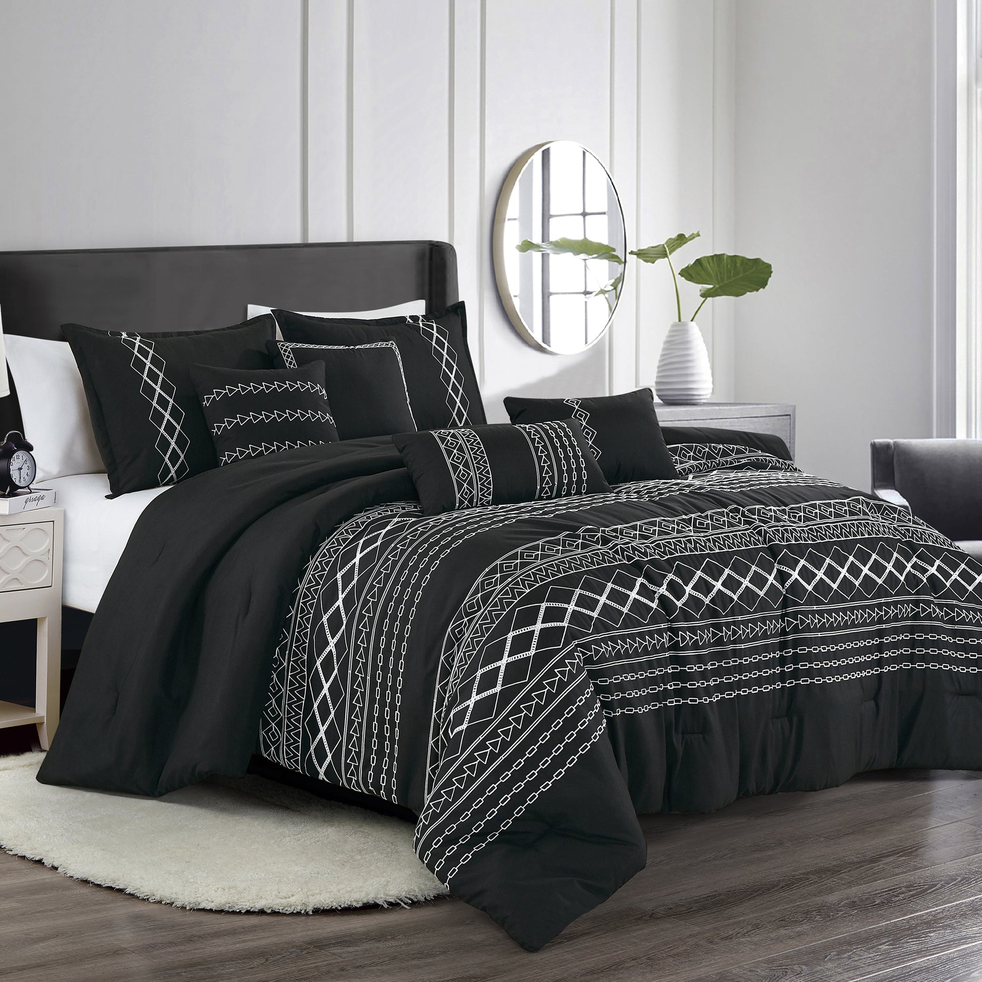 7-Piece Yihana Black & White Boho Geometric Embroidery Comforter Set - Queen Size