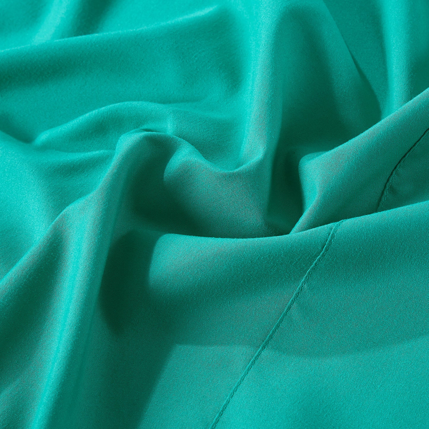 3-Piece Aqua Sheet Set Twin Size with Flat Sheet, Fitted Sheet, and Pillowcases